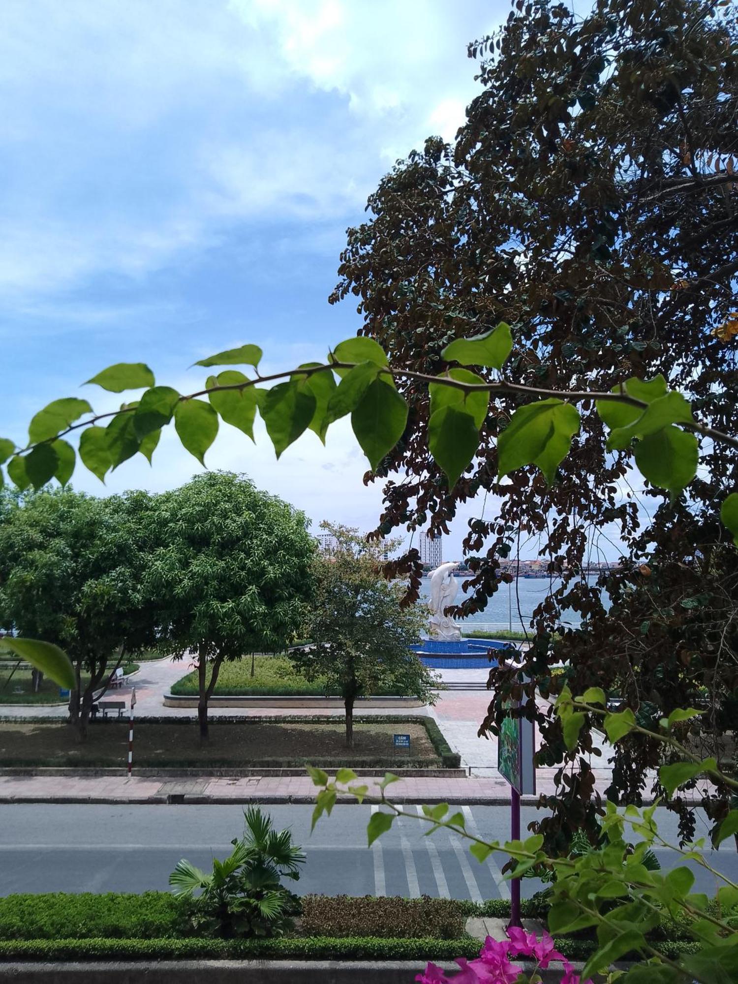 Nha Nghi Hang Nga Dong Hoi Esterno foto